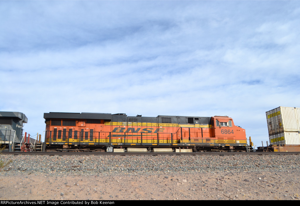 BNSF 6864